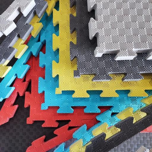 عکس کارخانه ایران کفپوش