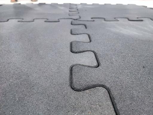 عکس کارخانه ایران کفپوش