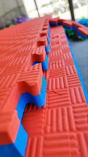 عکس کارخانه ایران کفپوش