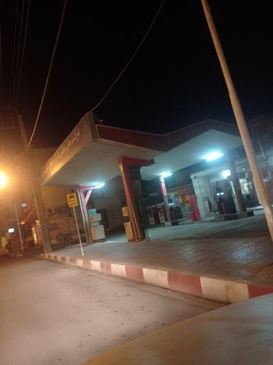 عکس پمپ بنزین قادری