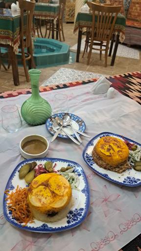 عکس سفره خانه و چایخانه سنتی حاج داداش (حمام)