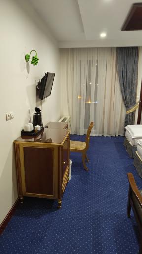 عکس هتل آزادگان