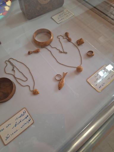 عکس موزه مردم شناسی و خانه کرد