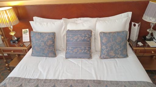 هتل آزادگان