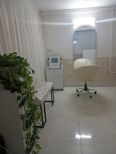 عکس سالن زیبایی بیوتی آرا