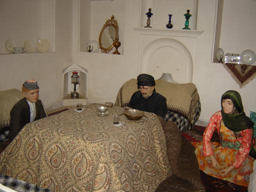 عکس موزه مردم شناسی و خانه کرد