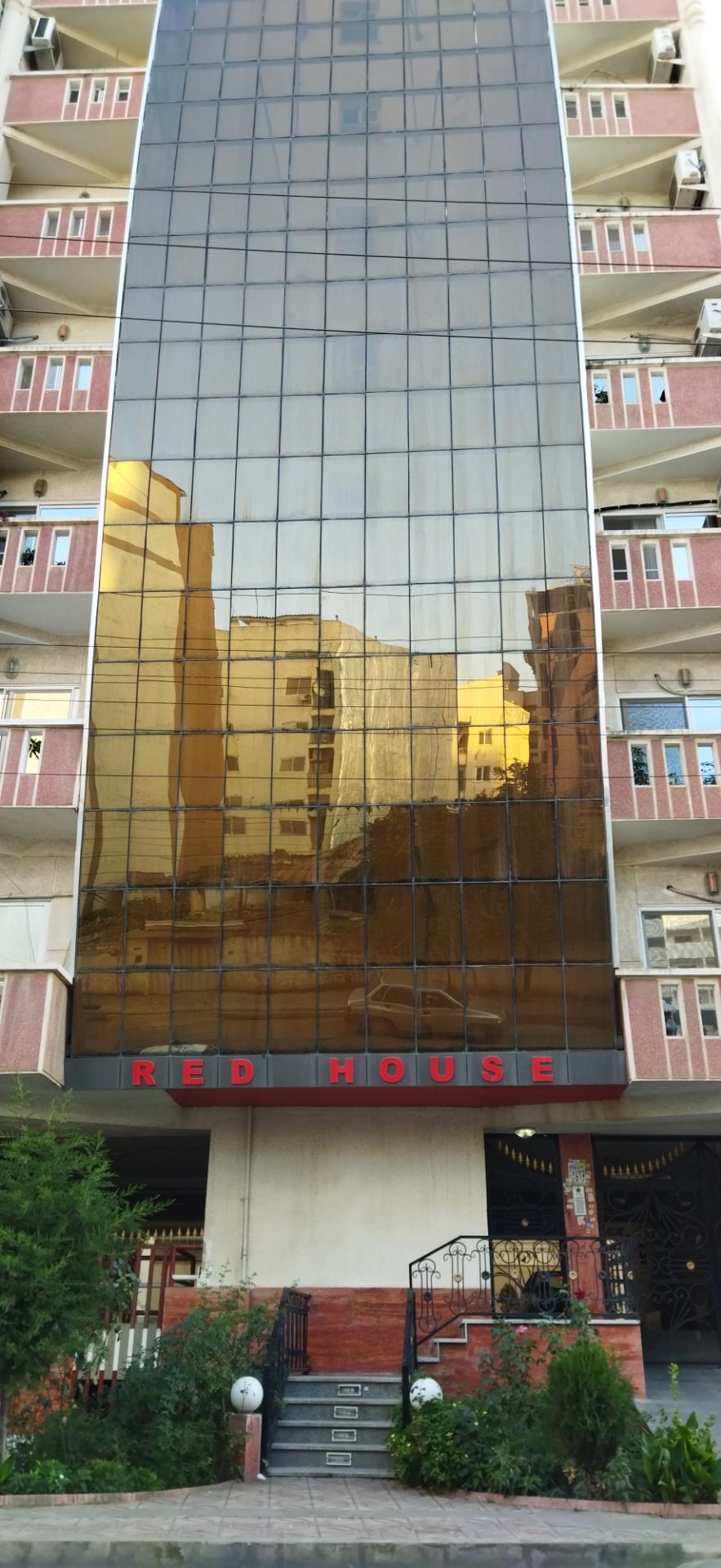 عکس مجتمع مسکونی red house