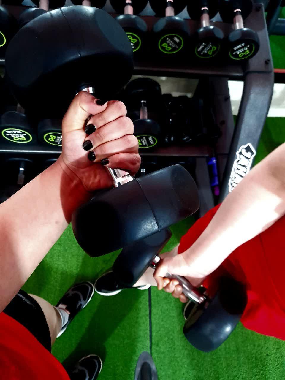 عکس باشگاه بدن سازی بادی سنتر