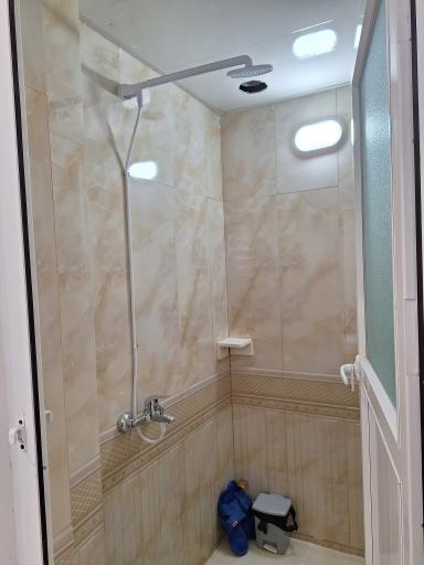 عکس هتل آپارتمان الیزه