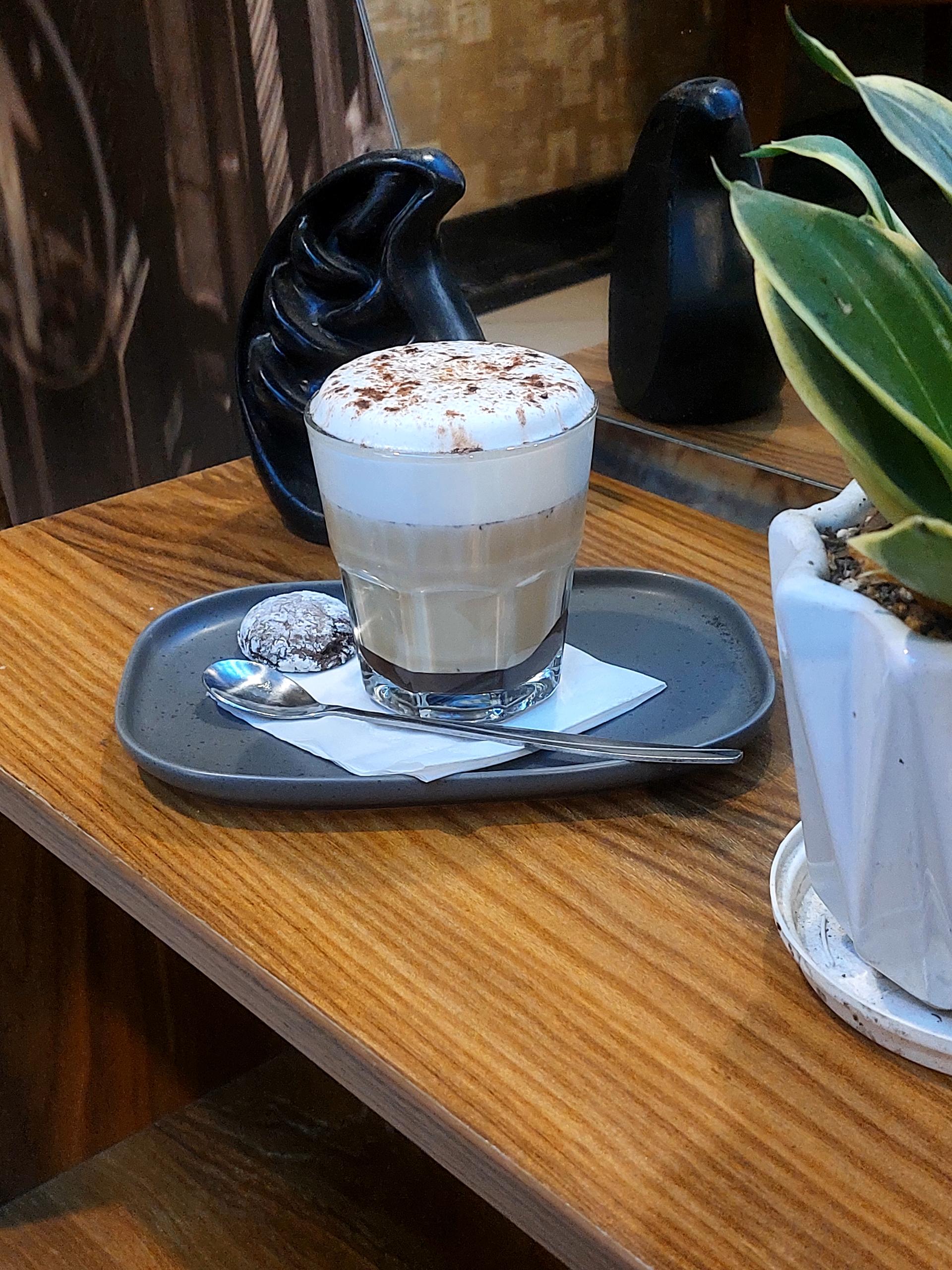 عکس کافی شاپ استریت