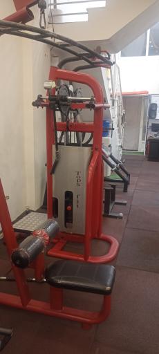 آکادمی بدنسازی پاسارگاد