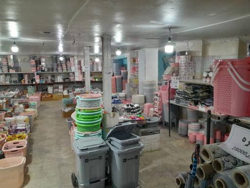 عکس شعبه مرکزی پلاستیک حسین زاده 