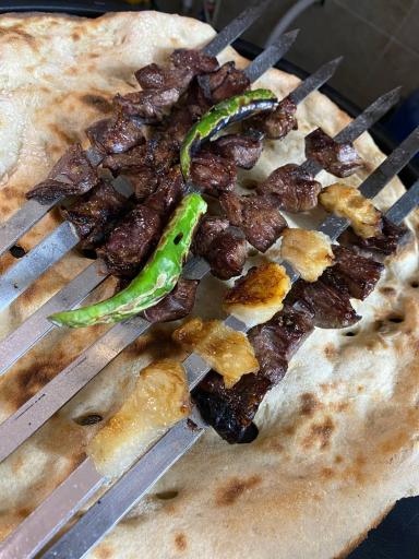 رستوران و کبابی آریایی