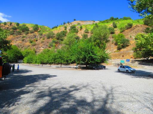 عکس پارکینگ عمومی روباز آبشار شلماش