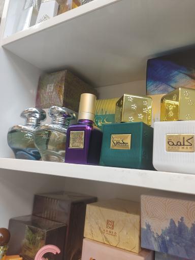 عکس عطر حامد