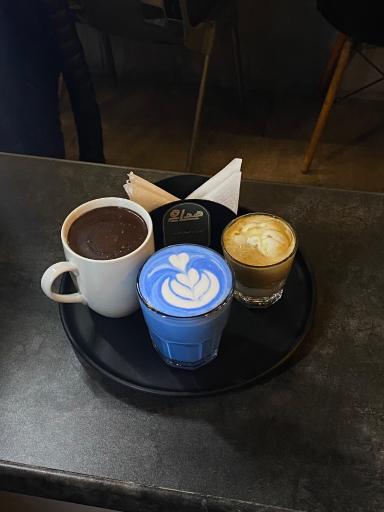 عکس کافه هم‌سایه