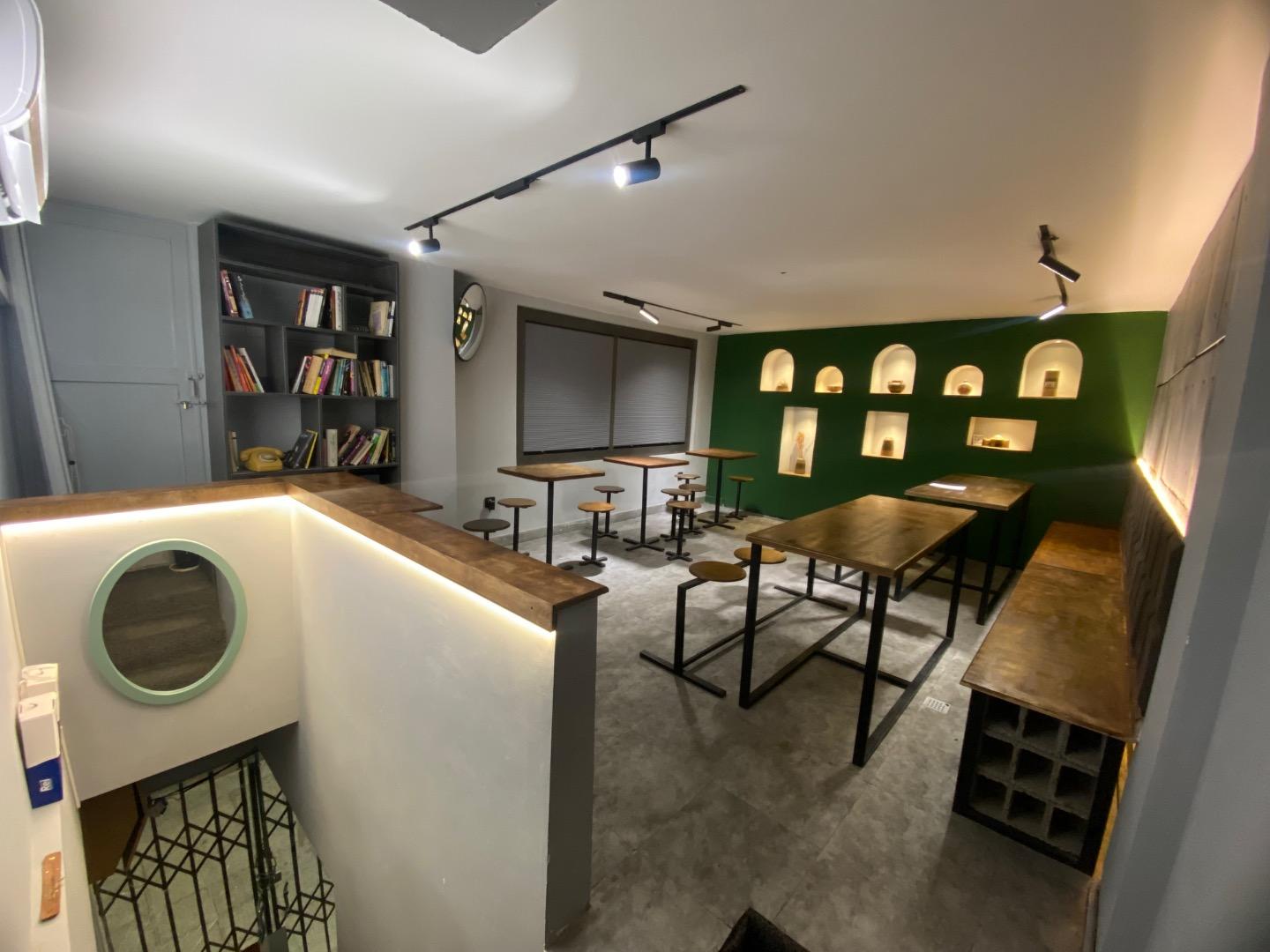 عکس کافه هم‌سایه