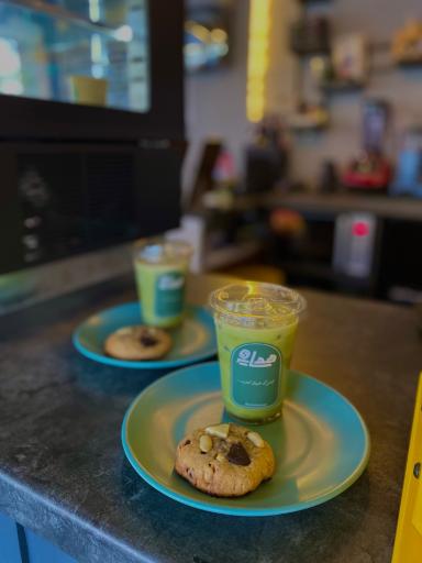 عکس کافه هم‌سایه