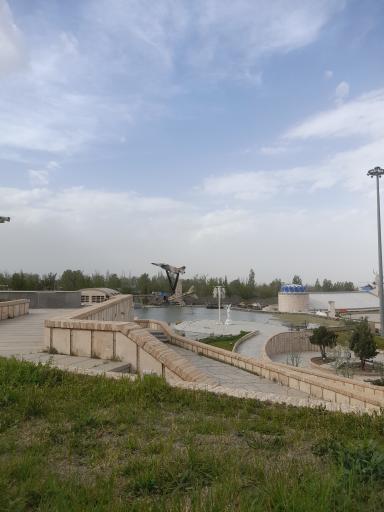 عکس باغ موزه دفاع مقدس همدان