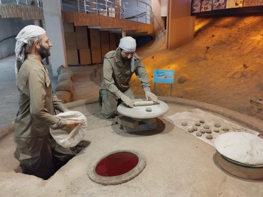 عکس باغ موزه دفاع مقدس همدان