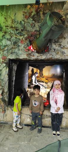 عکس باغ موزه دفاع مقدس همدان