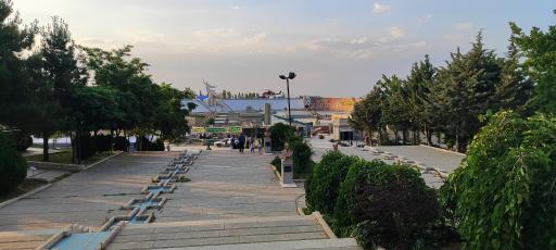 عکس باغ موزه دفاع مقدس همدان