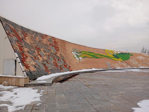 عکس باغ موزه دفاع مقدس همدان