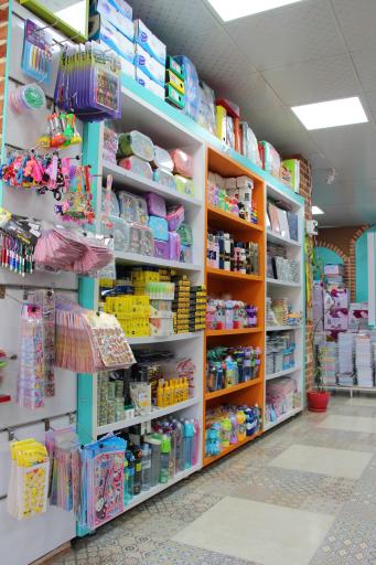 عکس کتابفروشی حافظ (فتحی)