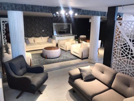 عکس فروشگاه لارا چوب