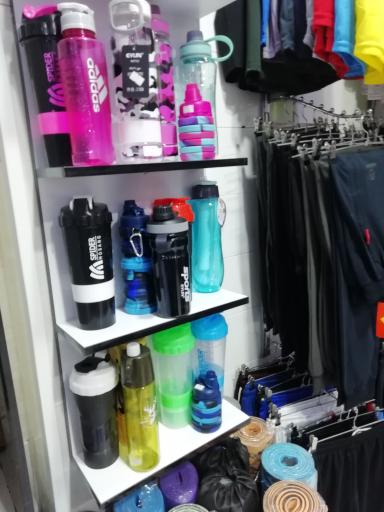 عکس فروشگاه ورزشی سام اسپرت