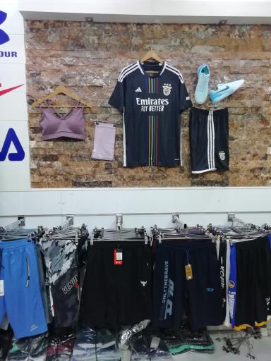 عکس فروشگاه ورزشی سام اسپرت