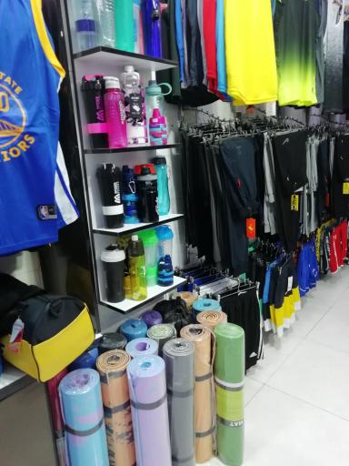 عکس فروشگاه ورزشی سام اسپرت