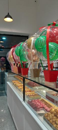 عکس نان و شیرینی نیشکر اصل