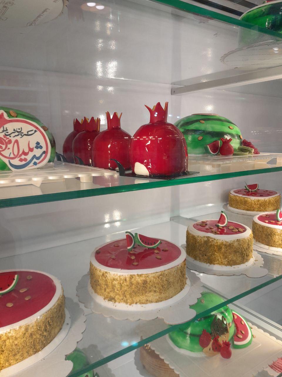 عکس نان و شیرینی نیشکر اصل