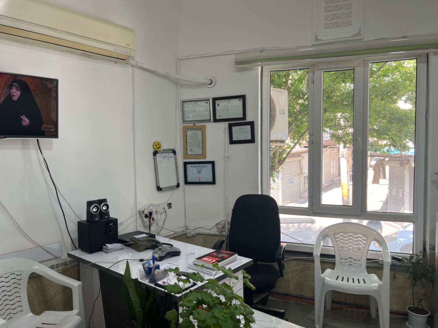 عکس دندانپزشکی دکتر شادکام