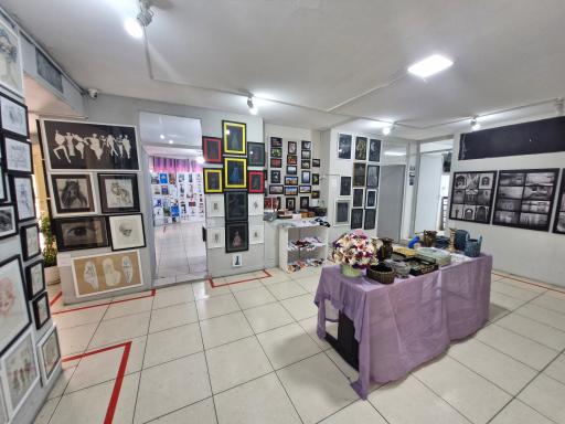 عکس هنرستان دخترانه علم و هنر