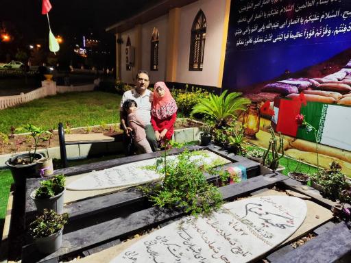 عکس مصلی نماز جمعه