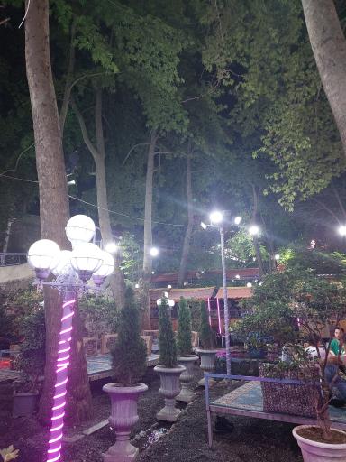 عکس رستوران گلایل طلایی