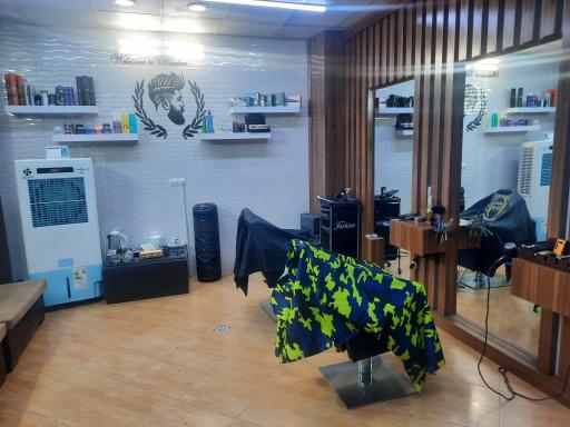 عکس پیرایش دیپلمات