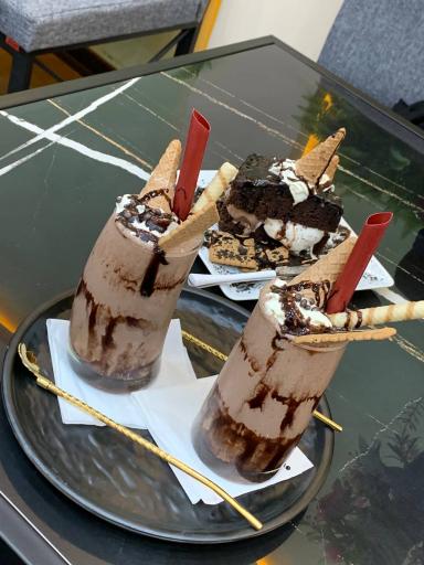 عکس کافه رُز