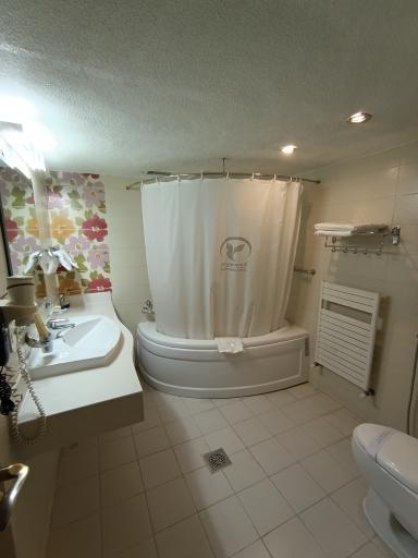 عکس هتل بین المللی هما 2