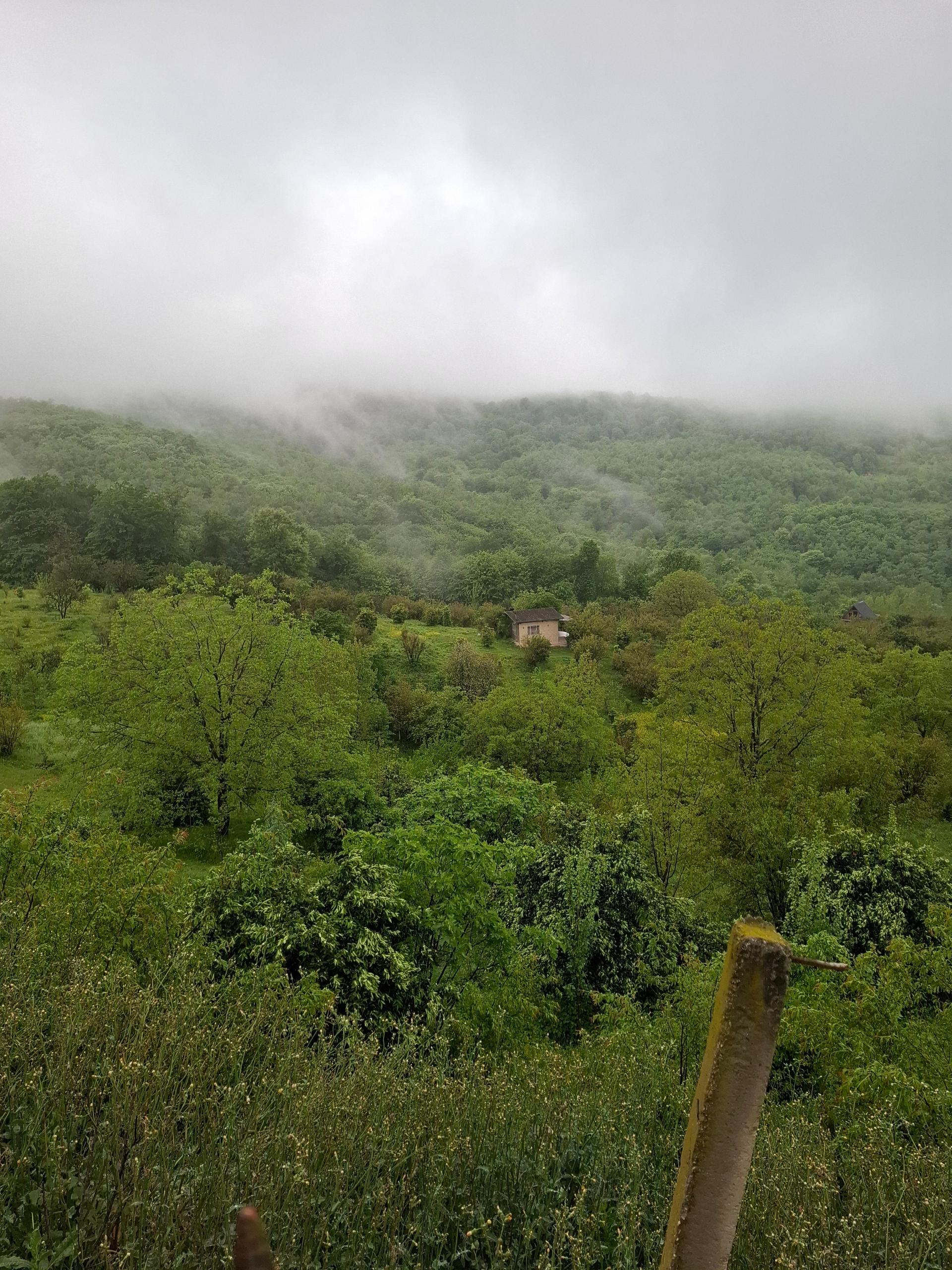 عکس منطقه توریستی چشمه سرخ او