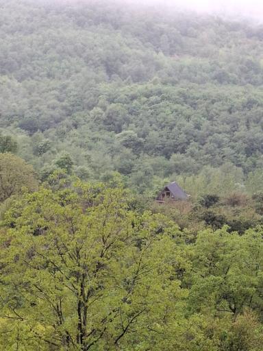 عکس منطقه توریستی چشمه سرخ او