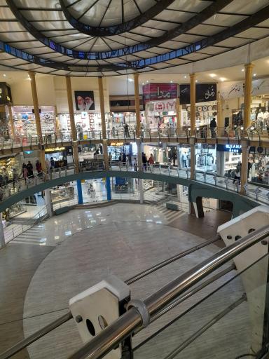 عکس مرکز خرید رشدیه
