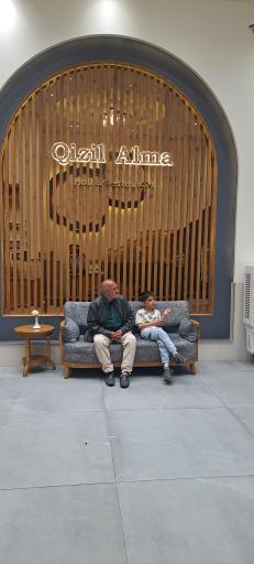 عکس تالار قیزیل آلما