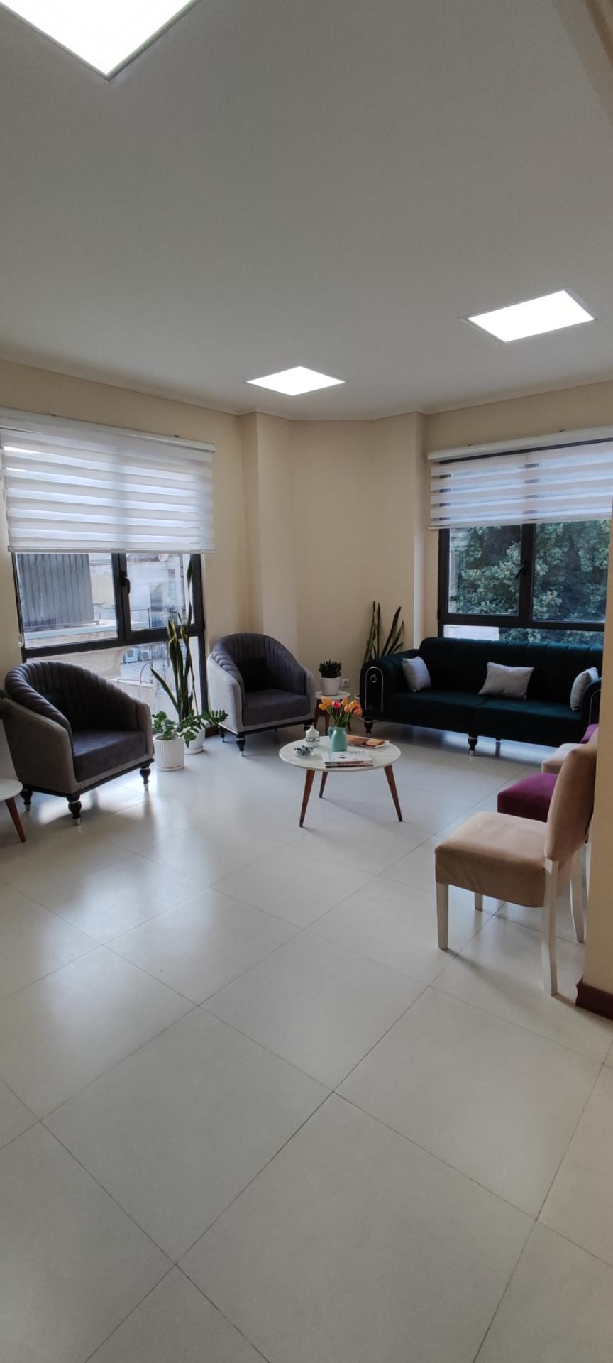 عکس دفتر روانشناسی آزاده افشاریان