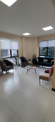 عکس دفتر روانشناسی آزاده افشاریان