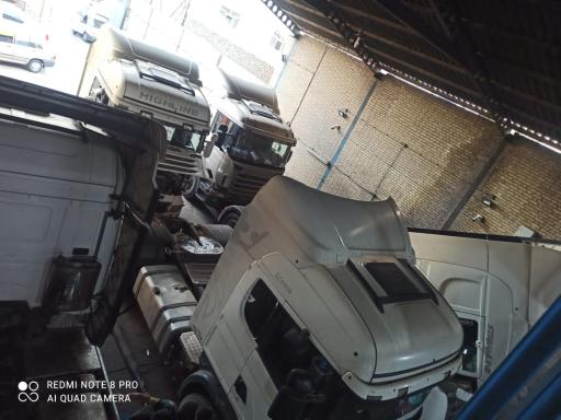 عکس تعمیرگاه اسکانیا علیرضا حیدری