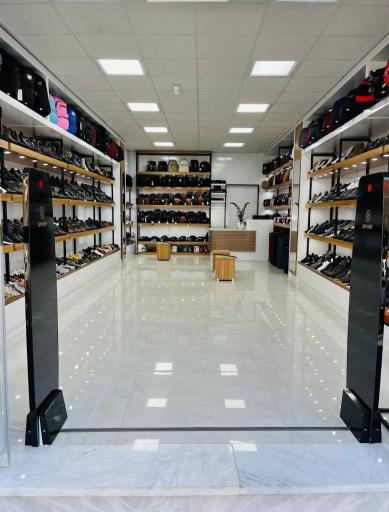 عکس کیف و کفش عادل