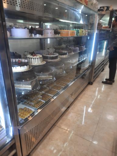 عکس قنادی پیوند